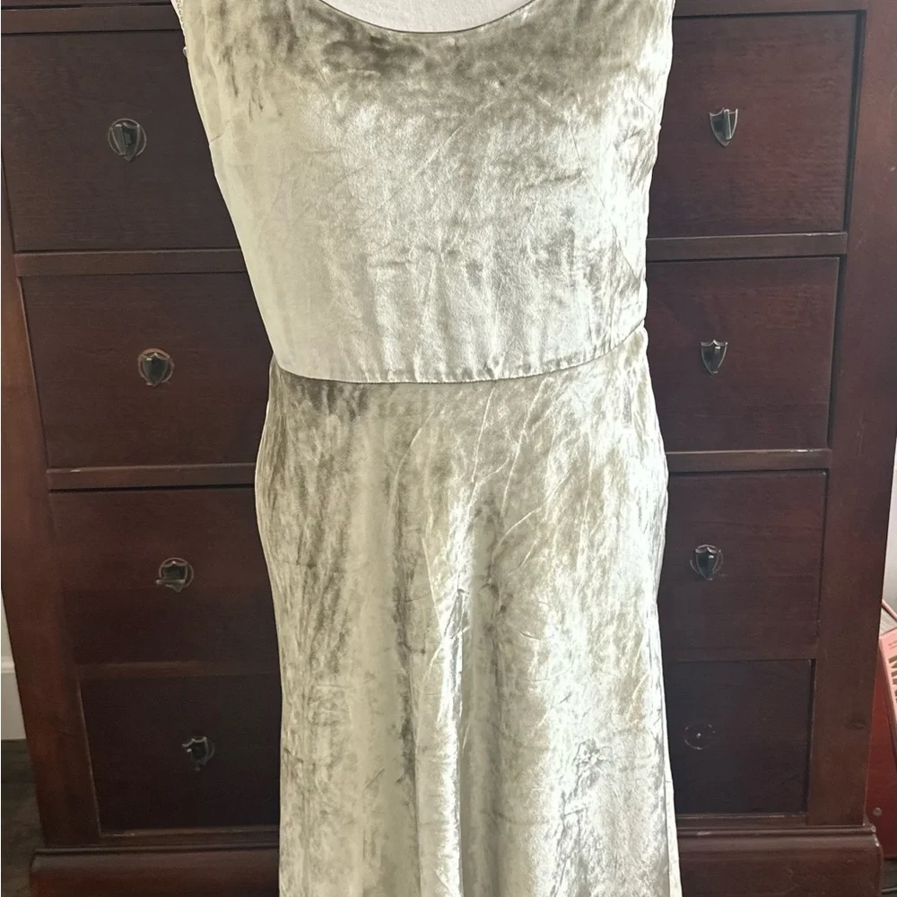 Vince Metallic Midi Dress - Picture 2 of 10